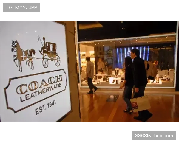 卢玉菲训练完直接去奢侈品店扫货，这消费节奏谁跟得上