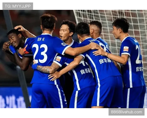 坎通纳回撤接应主导进攻，强强对话中撕开防线